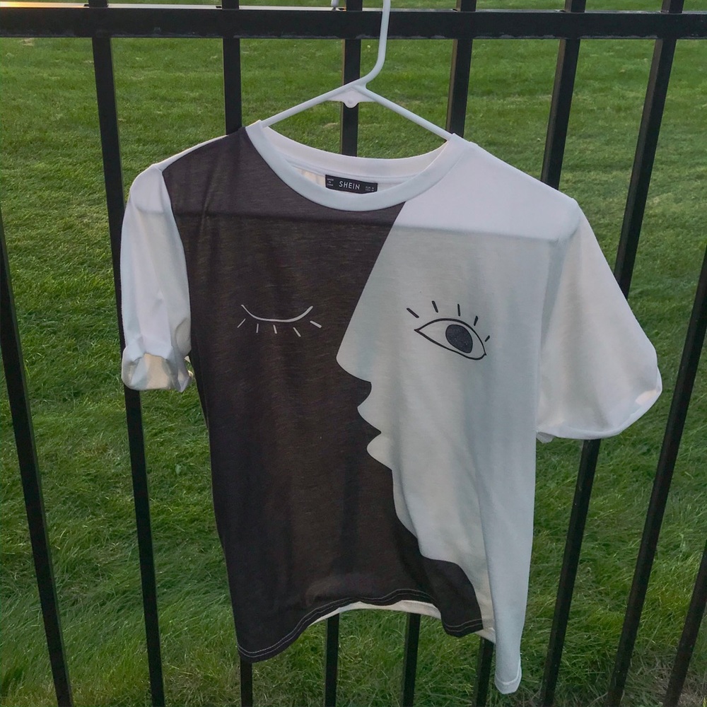 Abstract Faces Tee